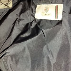 Gucci authentic lightweight jacket